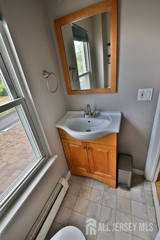 43 Christopher Street, Carteret, NJ 07008