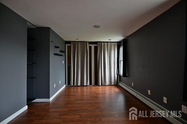 43 Christopher Street, Carteret, NJ 07008