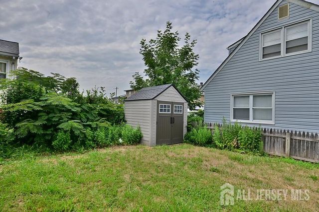 43 Christopher Street, Carteret, NJ 07008