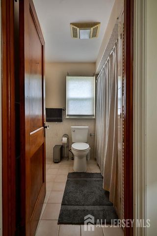 43 Christopher Street, Carteret, NJ 07008