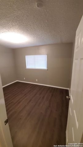 4704 Oakfield Way, San Antonio, TX 78250