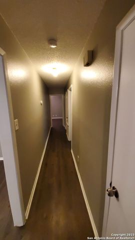 4704 Oakfield Way, San Antonio, TX 78250