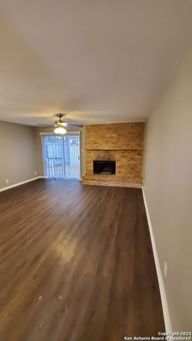4704 Oakfield Way, San Antonio, TX 78250
