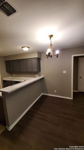 4704 Oakfield Way, San Antonio, TX 78250