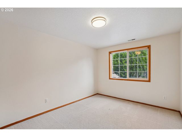 6886 Se REEDVILLE CREEK Dr, Hillsboro, OR 97123