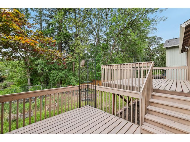 6886 Se REEDVILLE CREEK Dr, Hillsboro, OR 97123