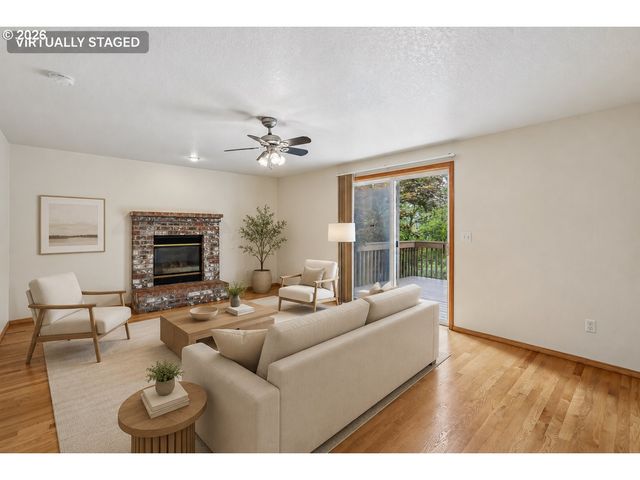 6886 Se REEDVILLE CREEK Dr, Hillsboro, OR 97123
