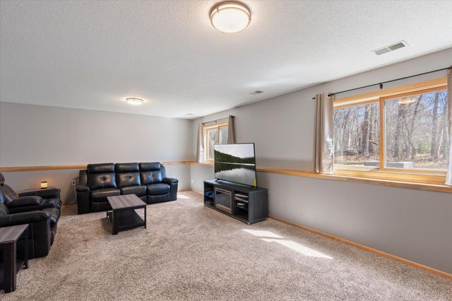 13910 Cherrywood Drive, Baxter, MN 56425