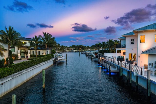 12898 S Shore Drive, Palm Beach Gardens, FL 33410