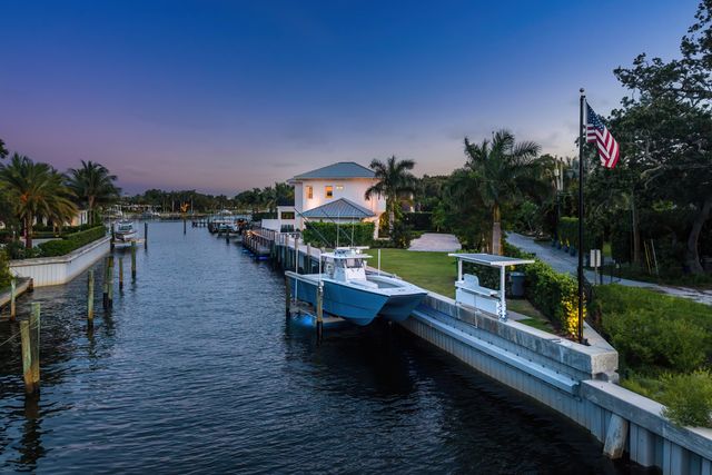 12898 S Shore Drive, Palm Beach Gardens, FL 33410