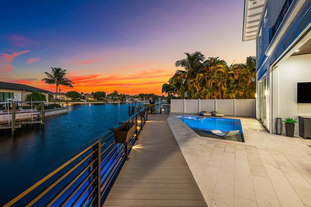12898 S Shore Drive, Palm Beach Gardens, FL 33410