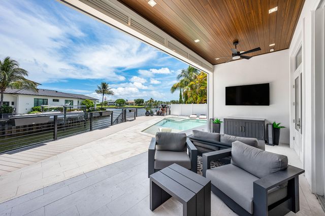 12898 S Shore Drive, Palm Beach Gardens, FL 33410