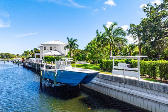 12898 S Shore Drive, Palm Beach Gardens, FL 33410