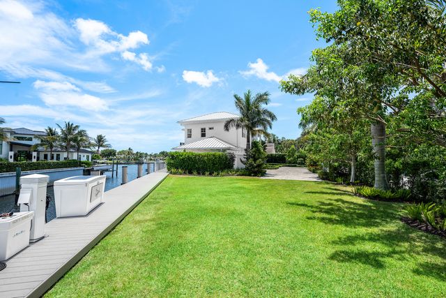 12898 S Shore Drive, Palm Beach Gardens, FL 33410