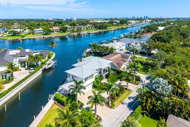 12898 S Shore Drive, Palm Beach Gardens, FL 33410