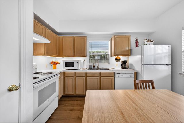 1318 Dennis Street, Houston, TX 77004
