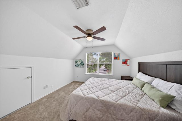 1318 Dennis Street, Houston, TX 77004
