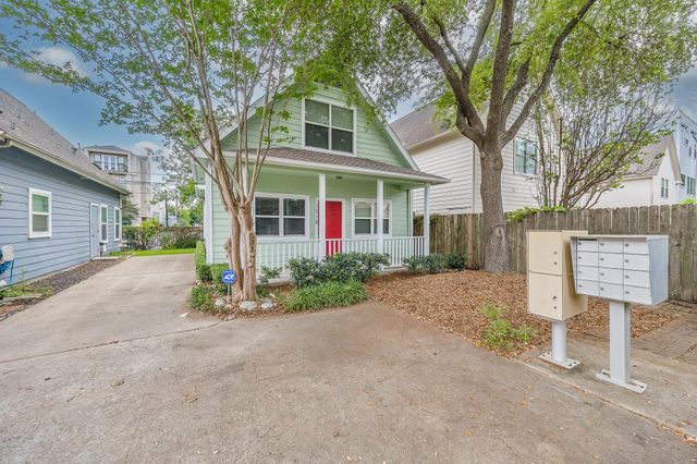 1318 Dennis Street, Houston, TX 77004