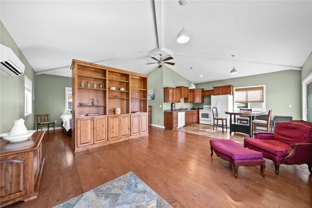 21621 Vista Shores Drive, Garfield, AR 72732