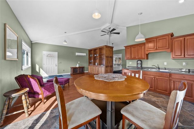 21621 Vista Shores Drive, Garfield, AR 72732