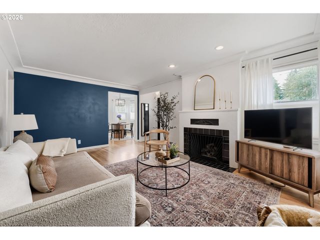 8545 Ne BEECH St, Portland, OR 97220