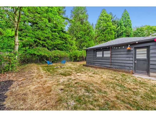8545 Ne BEECH St, Portland, OR 97220