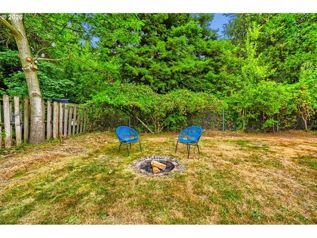8545 Ne BEECH St, Portland, OR 97220