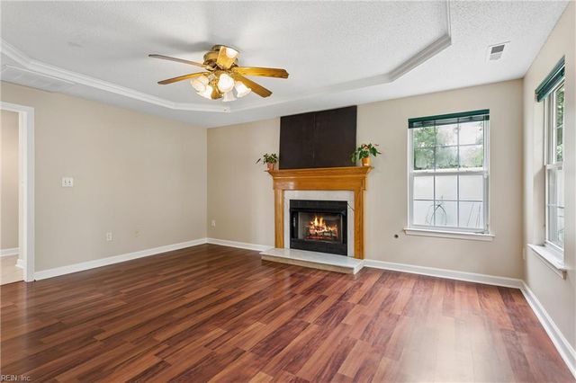 27 Wills WAY, Hampton, VA 23666