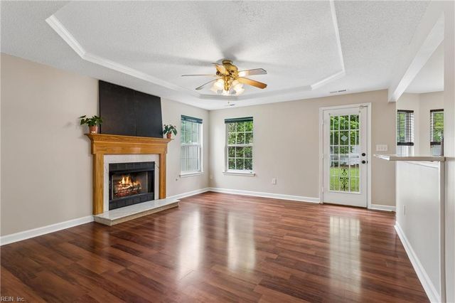 27 Wills WAY, Hampton, VA 23666