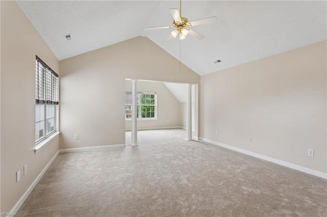 27 Wills WAY, Hampton, VA 23666