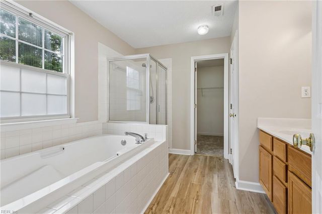27 Wills WAY, Hampton, VA 23666