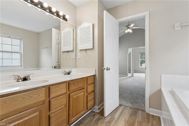 27 Wills WAY, Hampton, VA 23666