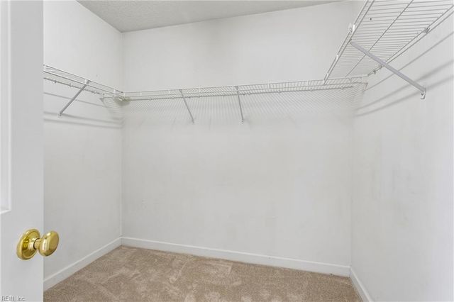 27 Wills WAY, Hampton, VA 23666