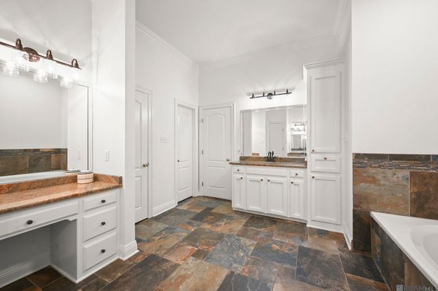 38138 Seven Oaks Ave, Prairieville, LA 70769