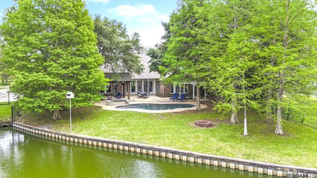 38138 Seven Oaks Ave, Prairieville, LA 70769