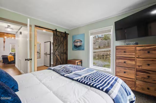 1448 Dover Lane, Dandridge, TN 37725