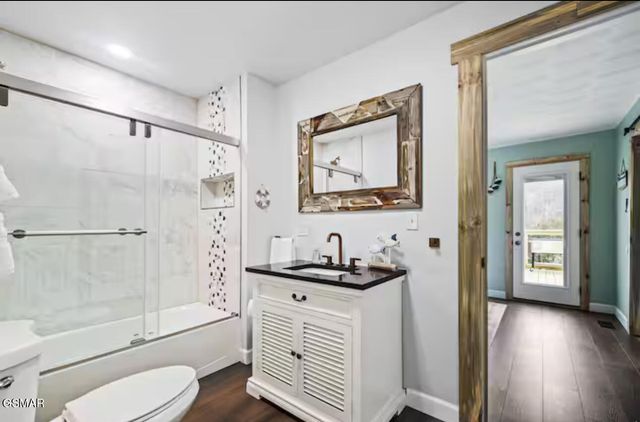 1448 Dover Lane, Dandridge, TN 37725