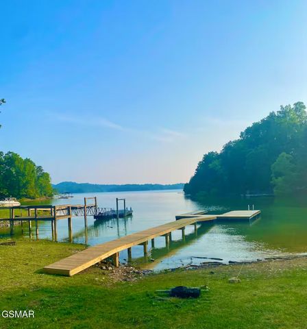 1448 Dover Lane, Dandridge, TN 37725