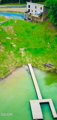 1448 Dover Lane, Dandridge, TN 37725