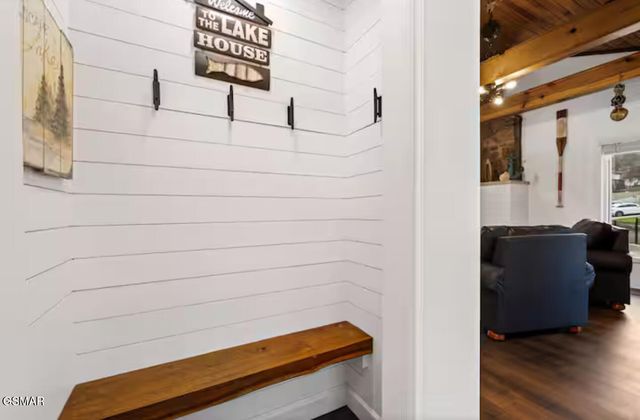 1448 Dover Lane, Dandridge, TN 37725