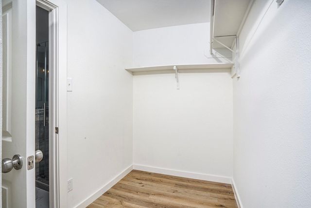 25414 Barmby Drive, Tomball, TX 77375