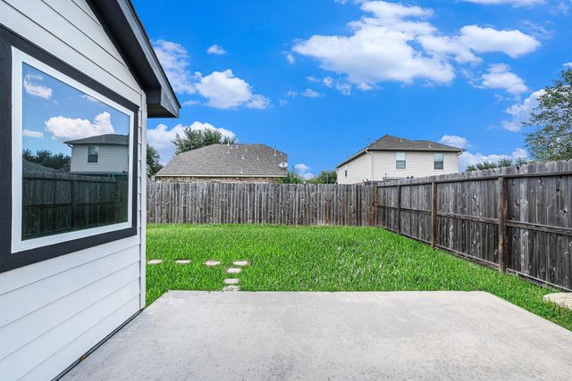25414 Barmby Drive, Tomball, TX 77375