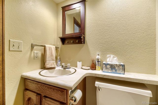 6009 S Fulton Street, Englewood, CO 80111