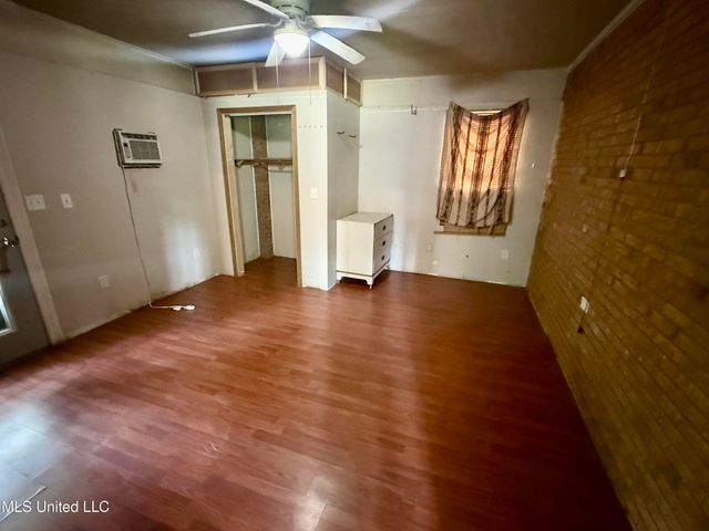 948 Horseshoe Road, Mount Olive, MS 39119