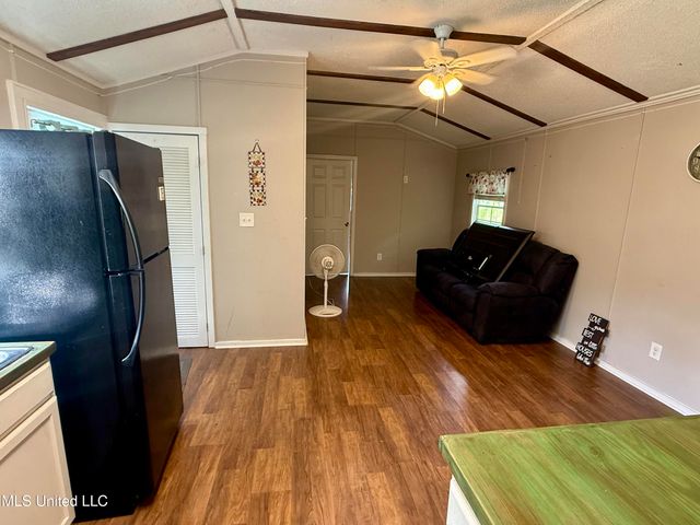 948 Horseshoe Road, Mount Olive, MS 39119