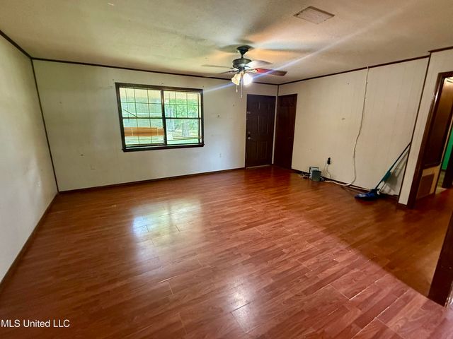 948 Horseshoe Road, Mount Olive, MS 39119