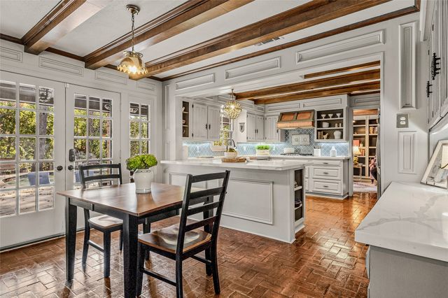 209 Westpark Drive S, Mckinney, TX 75072