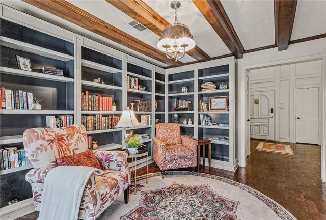 209 Westpark Drive S, Mckinney, TX 75072