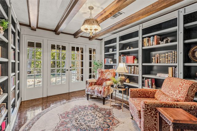 209 Westpark Drive S, Mckinney, TX 75072