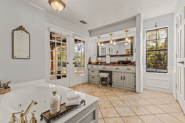 209 Westpark Drive S, Mckinney, TX 75072